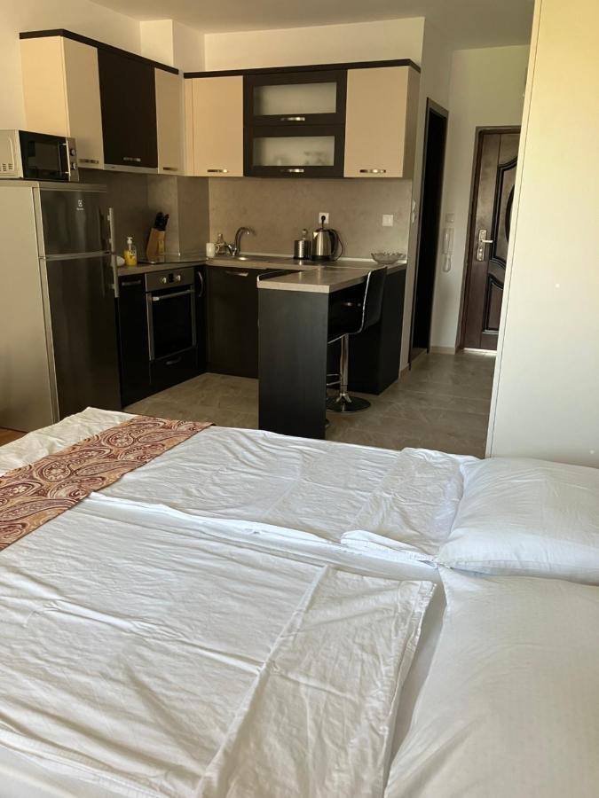 Apartments Dione Pomorie Exterior photo