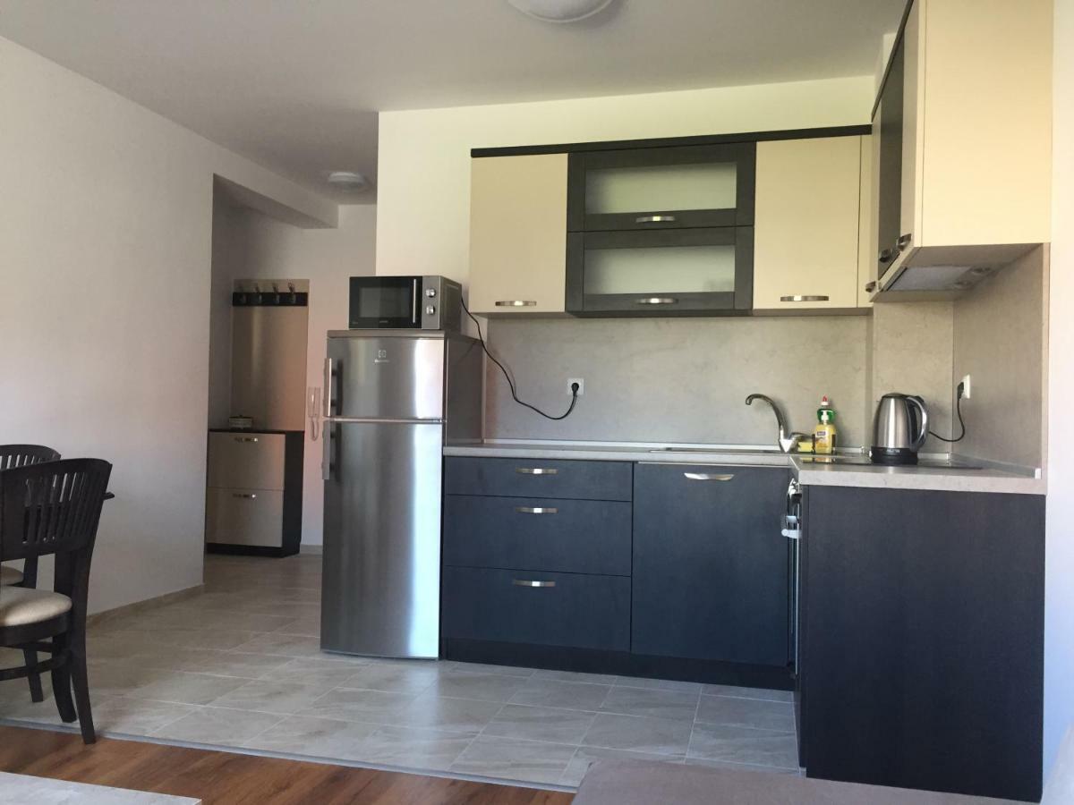Apartments Dione Pomorie Exterior photo