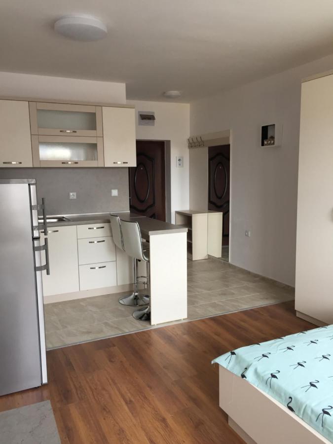 Apartments Dione Pomorie Exterior photo